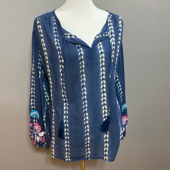 Sundance Blue Top with Embroidered Sleeves - Large - Picture 2 of 6